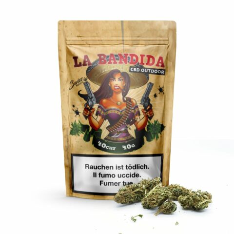 Una bolsa de bandida cbd outdoor flowers con la foto de una mujer sosteniendo una pistola, ideal para los amantes del aceite de cbd en francia.