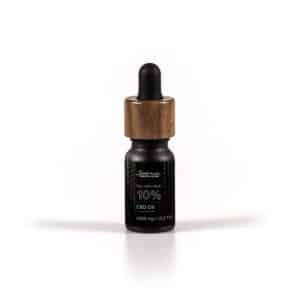 Une bouteille d'huile de cbd à 10% full spectrum sur fond blanc disponible à l'achat en france.