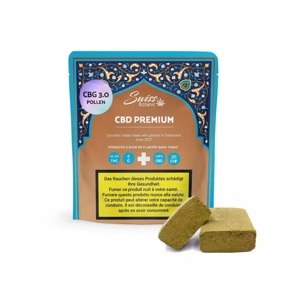 Un emballage étiqueté "CBG 3.0 Pollen CBD Premium - 0,3 % THC" présente deux morceaux de cannabis rectangulaires et la teneur en CBG sur le devant, avec des avertissements imprimés en plusieurs langues sur l'emballage.